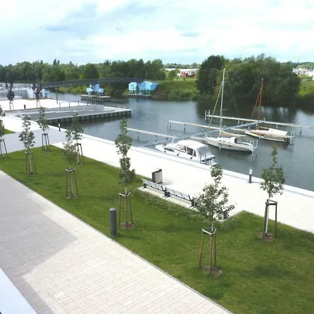 아파트 Penthouse-wohnung Am Yachthafen Werder/havel *